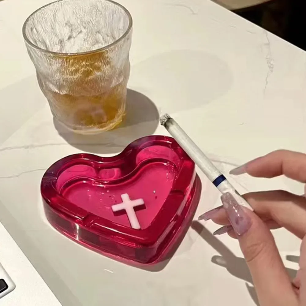 Pink LOVE Heart Resin Handmade Ashtray with Shape Cross for Smoke Girls Remove Odor Smoking Cigarettes Ashtray Accessories Gifts