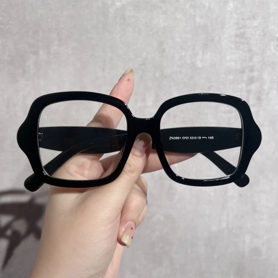 1Pc Women's Flat Glasses, New Stylish Square Frame, Oversized Frame, Versatile and Unique, Enhance Face Shape, Protect Vision, S