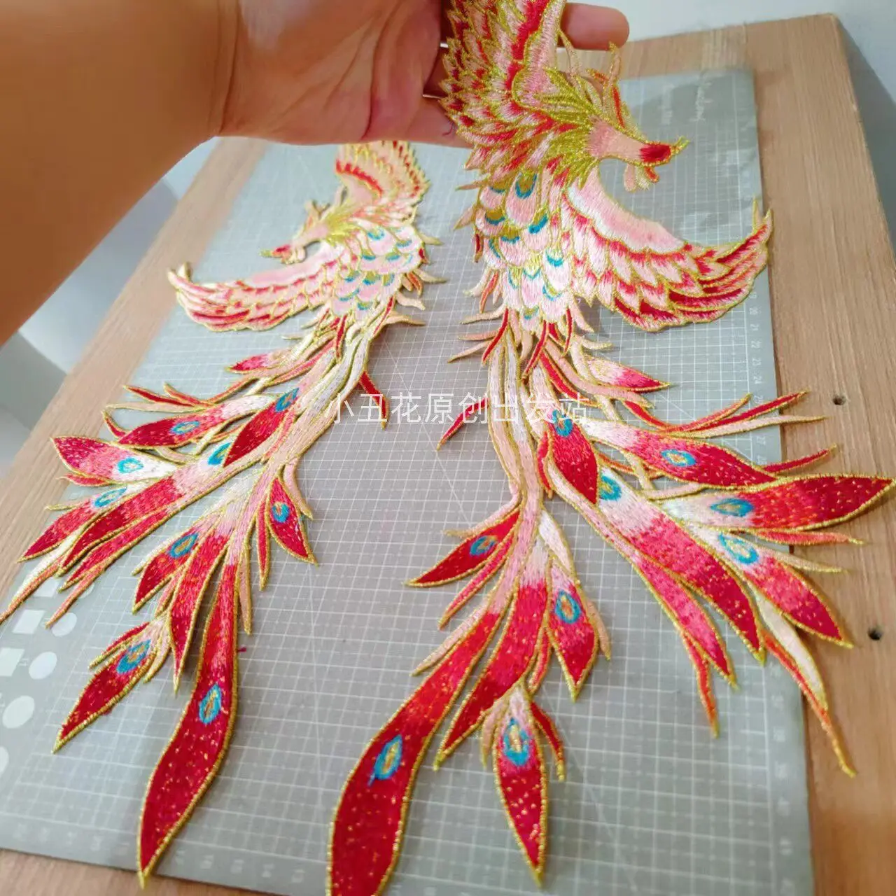 Phoenix Phnom Penh Embroidered Cloth Sticker Chinese Style Large Hanfu Cheongsam Xiuhe Wedding Dress Accessories