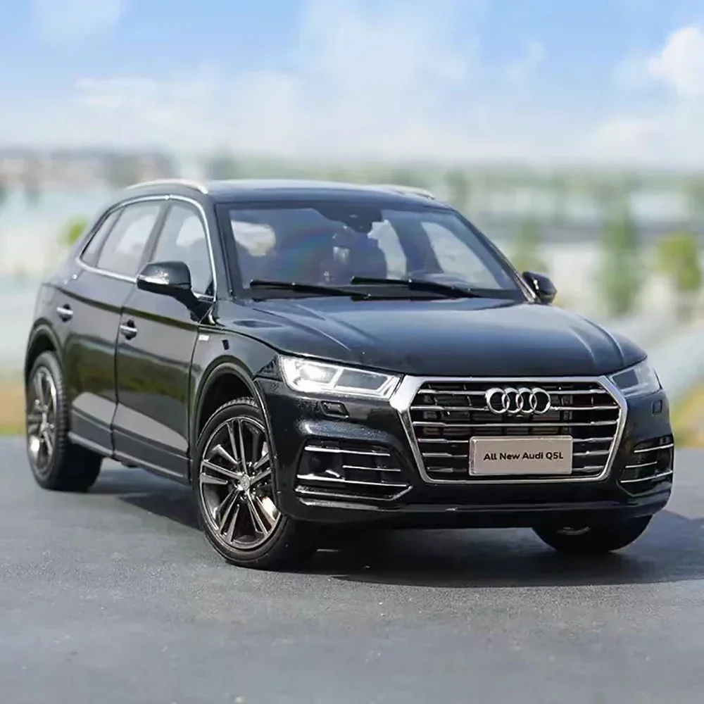 

Оригинальный литой под давлением масштаб 1:18 2018, для Audi Q5l, новый Q5, имитация внедорожника, коллекция моделей автомобилей из сплава, украшение для дома, металлические украшения