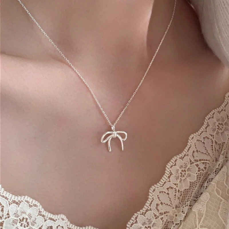 

S925 Sterling Silver Geometry Butterfly Tie Bow Pendant Necklaces for Women Fine Jewelry Light Luxury Minimalist Accessories