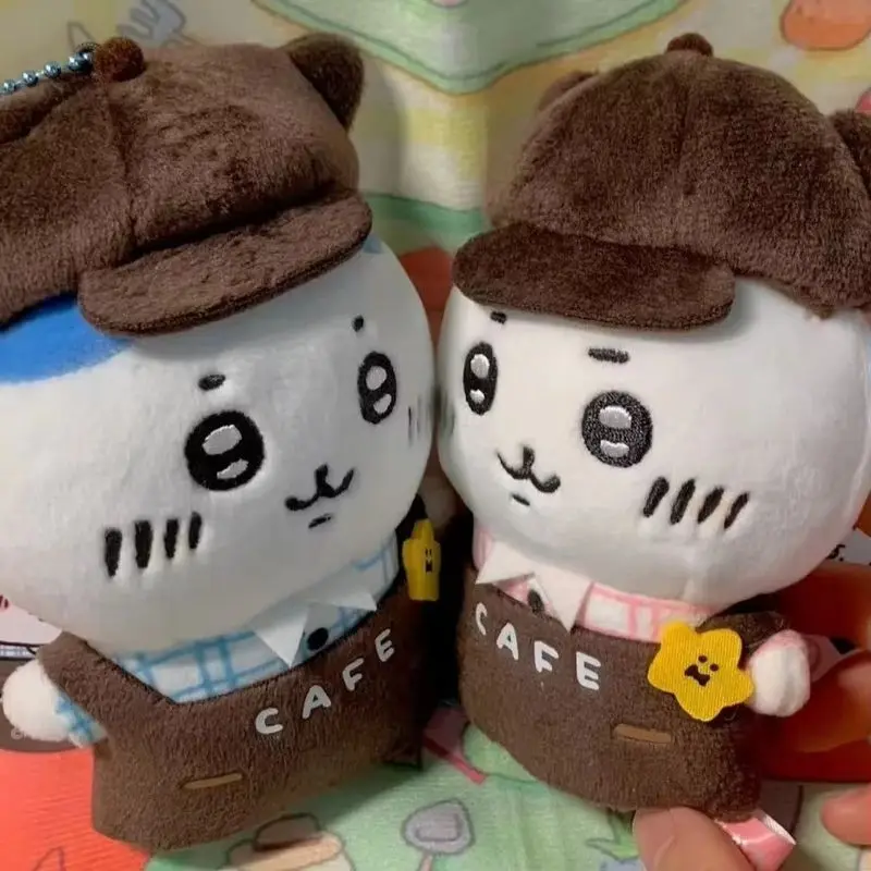 ใหม่น่ารัก Chiikawa ตัวอักษรกาแฟ Series จี้ตุ๊กตา Hachiware Usagi Kawaii ตุ๊กตาพวงกุญแจกระเป๋าตกแต่งคริสต์มาสของขวัญ