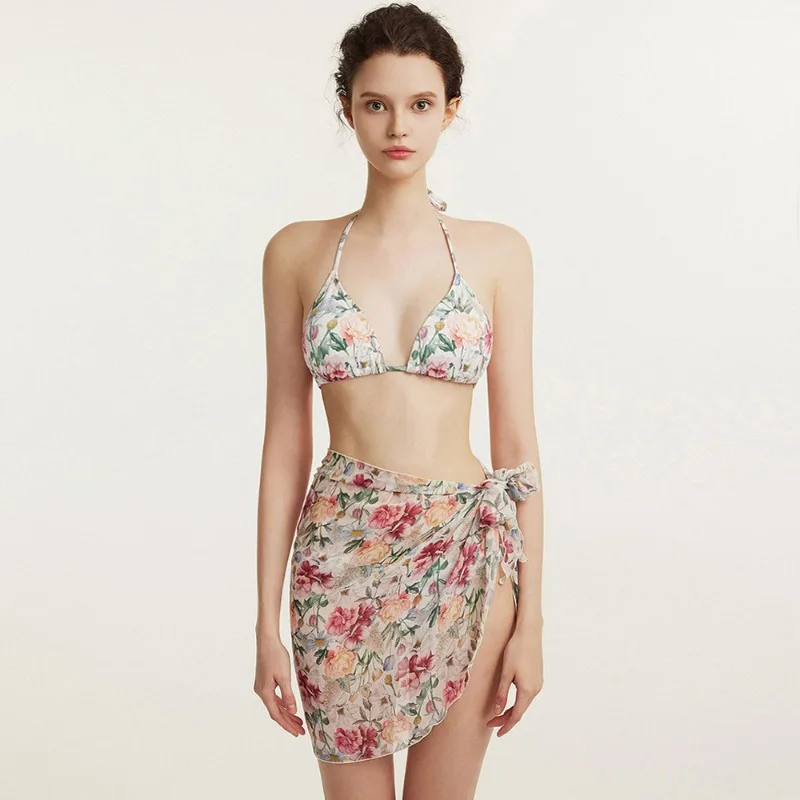 Nowy damski retro bikini z nadrukiem, trzyczęściowy, europejsko-amerykański seksowny strój kąpielowy dwuczęściowy z wiązaniem na szyi, idealny na wakacje na plaży.