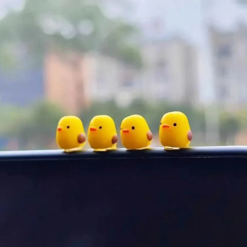 5pcs/set Cute Mini Chicken Car Ornaments Car Center Console Rearview Mirror Decoration Car Dashboard Decoration