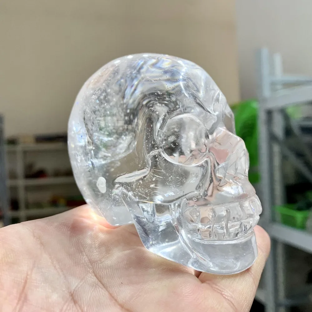 Non-natural crystal skeleton, white crystal carving, hand-polished and hand-finished, Halloween party home decoration ornaments