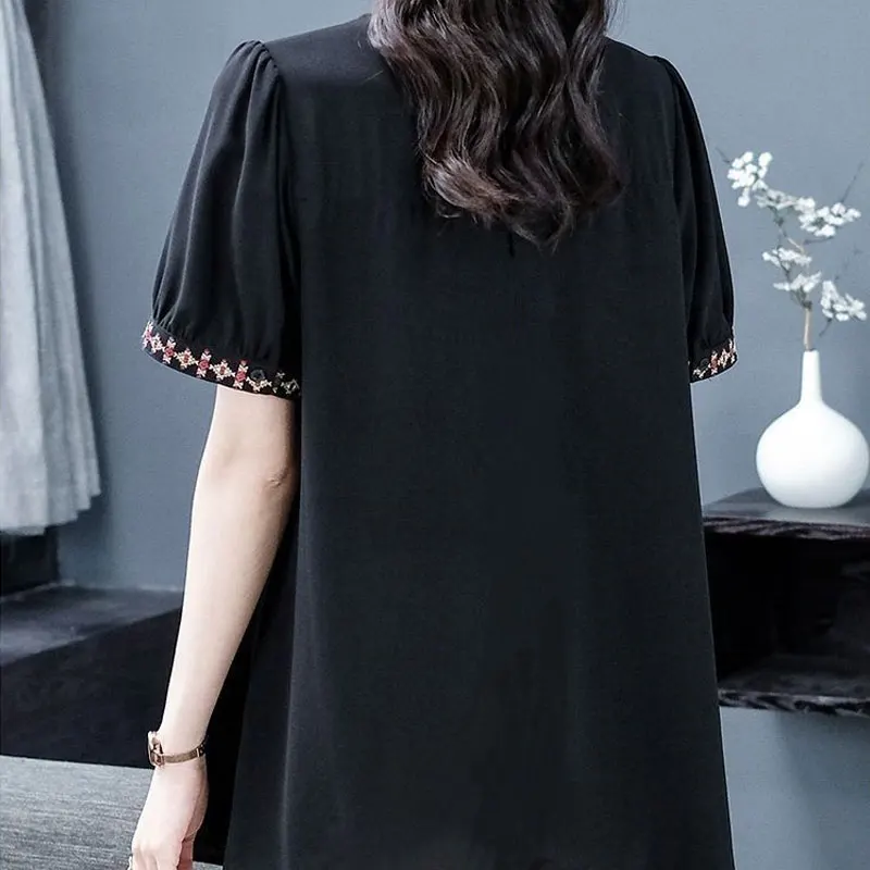 Summer Thin Folk Embroidery T-shirt Vintage Elegant V-Neck Female Clothing Short Sleeve Basic Loose Stylish Spliced Pullovers