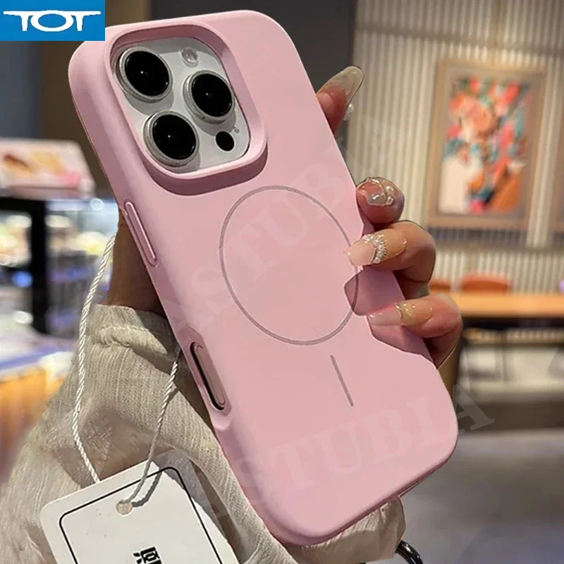 حافظة سائل من السيليكون الناعم المتدفق لهاتف آيفون 16 15 14 13 12 11 Pro Max Plus مغناطيسية لهاتف Magsafe غطاء ملون بني