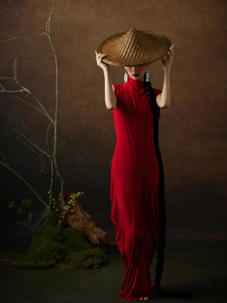 

2026 New Red Chinese Style Portrait Photography Costume Cold Atmosphere Sensation Oriental Aesthetic Studio Photography Wardrobe
