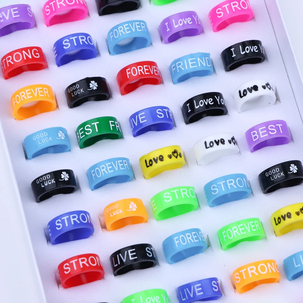 Wholesale 50Pcs/Lot Fashion Elastic Silicone Luminous Sport Ring Jewelry for Women Men Mix Colorful Heart Skull LOVE Style Gift