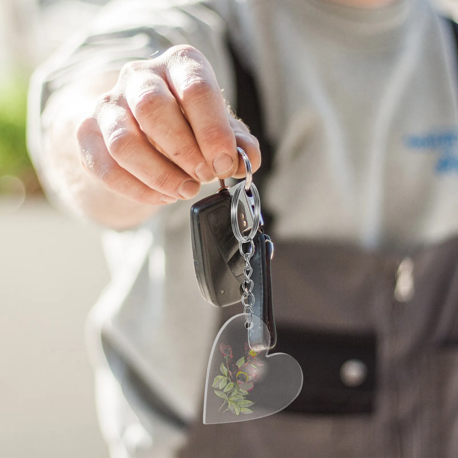 

90 шт. акриловых заготовок для брелоков в форме сердца, прозрачные, с гладкой поверхностью, для самостоятельного изготовления украшений, свадебных и праздничных сувениров, заготовки для брелоков в форме сердца