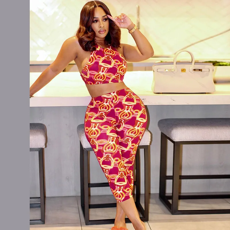 

STYLISH LADY Contrast Color Printed Sports 2 Piece Set Women Halter Backless Crop Top and Knee Length Pant Suits Sexy Outfits