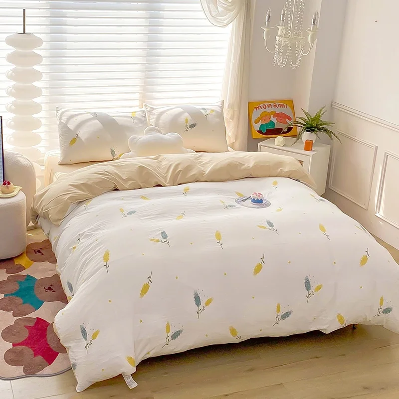 

4PC High-Quality Spring Summer Flannel Printed Comforter Set Soft Breathable Dormitory Bedroom All-Season Active Print Fabric