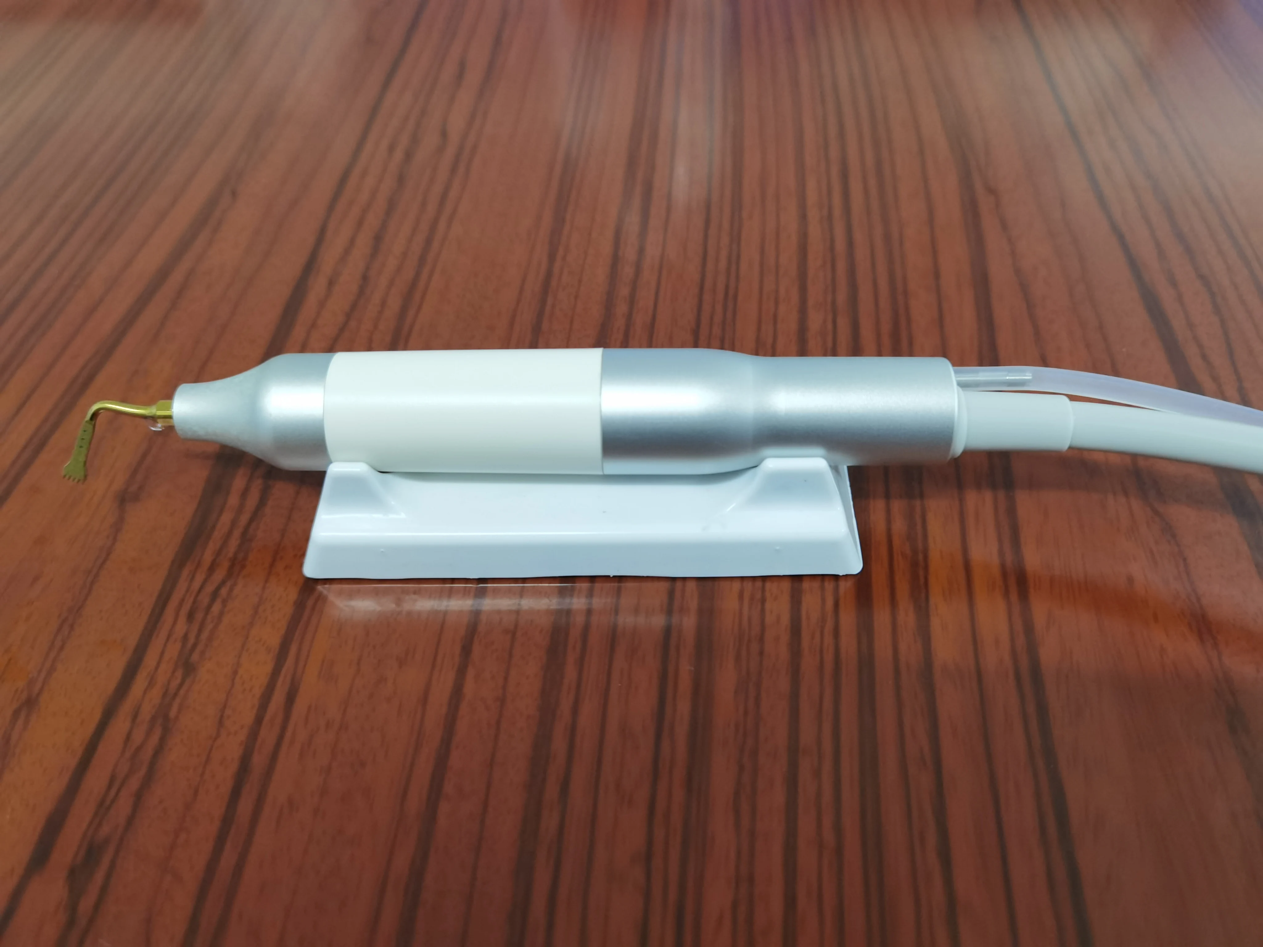 1PC Dental Piezo Surgery Handle Piezo Bone Motor Handpiece Compatible with MPT1 Bone Knife Machine for Dentistry Tools Instrumen