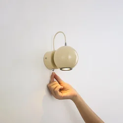 Cream Magnetic Wall Lamp Medieval Italian Designer Study Bathroom Fixtures Switch Reading Lamp Industrial Lighting Indoor