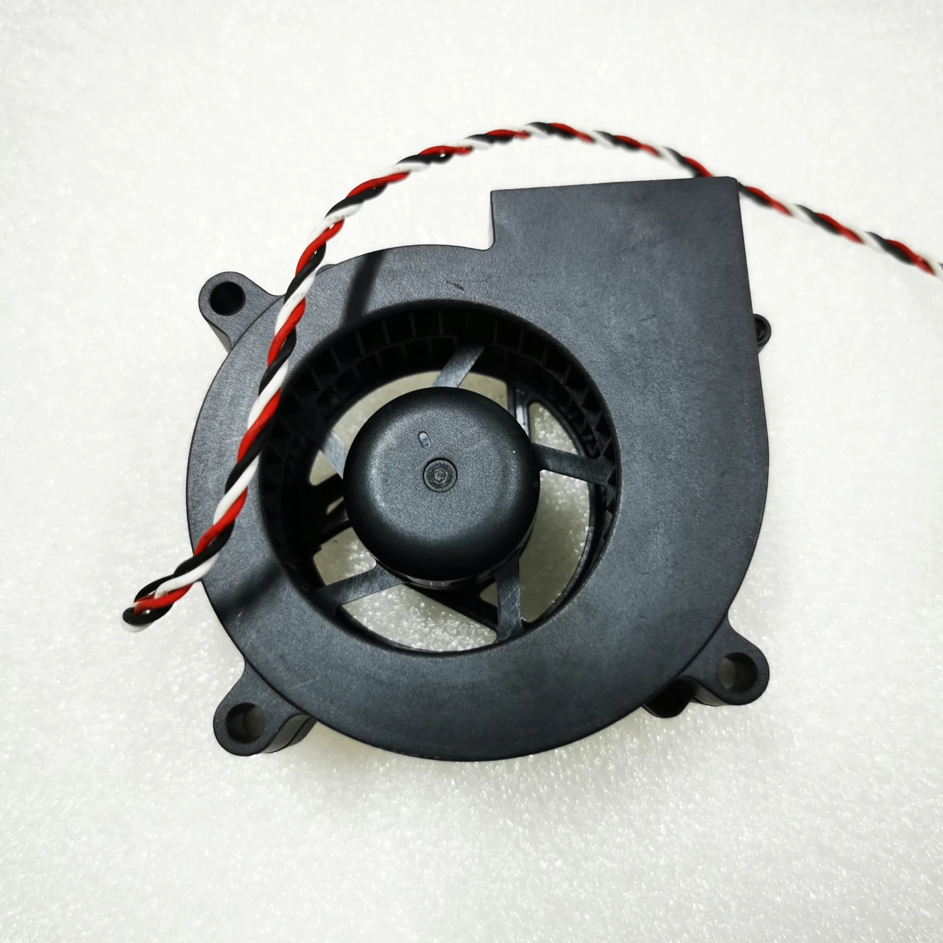Original SUNON GB1207PTV2-A DC12V 2.22W three wire projector cooling fan