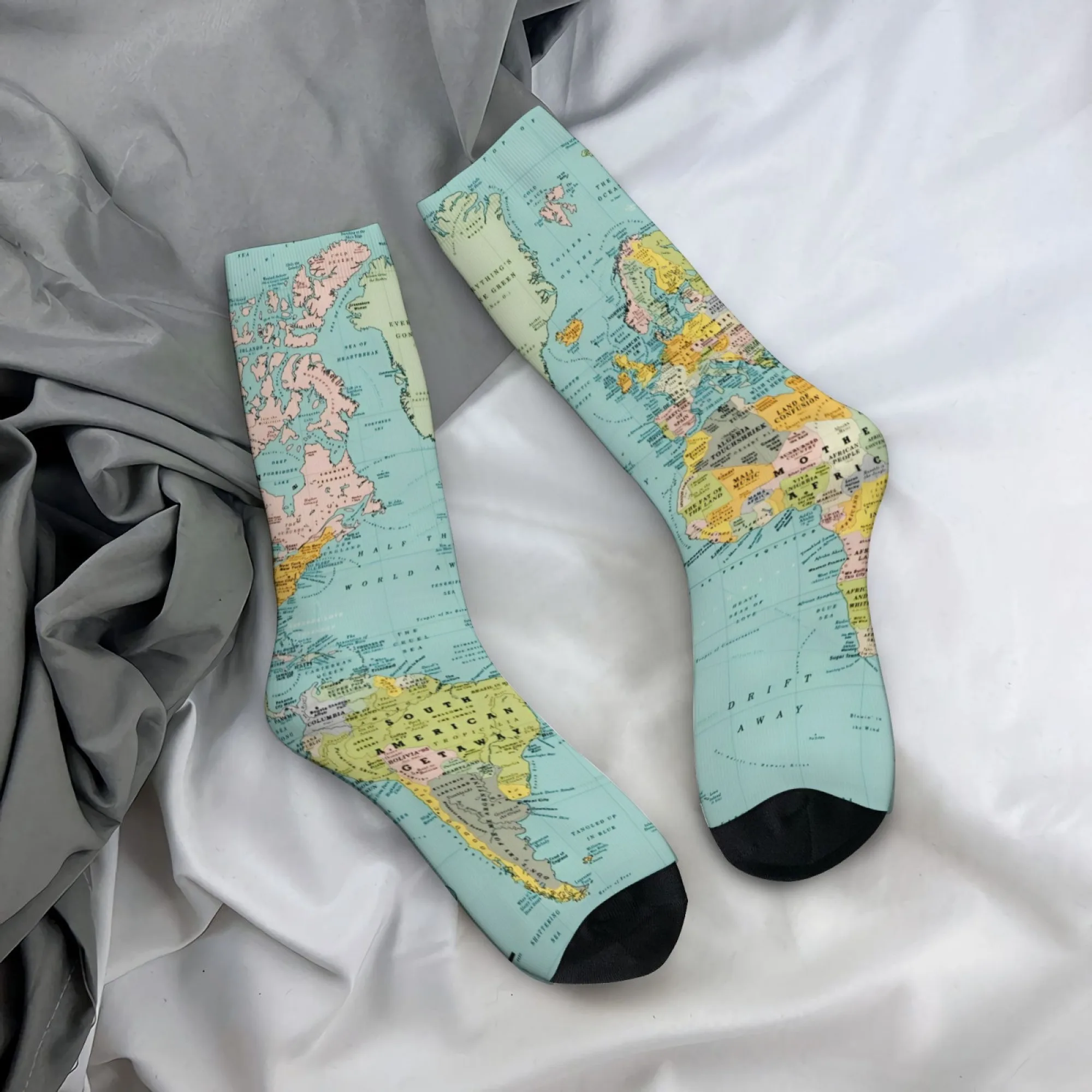 

Retro World Map Printed Men's Socks Funny and Unique Hip-hop Street Style Harajuku Casual Adventure Travel Comfotable Soft Socks