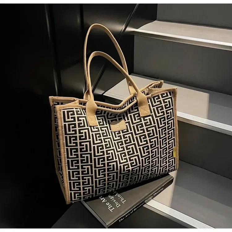 

Роскошный стиль, кожаная сумка на ремне с цепочкой, сумка для отдыха и путешествий, популярная сумка высокого качества на молнии