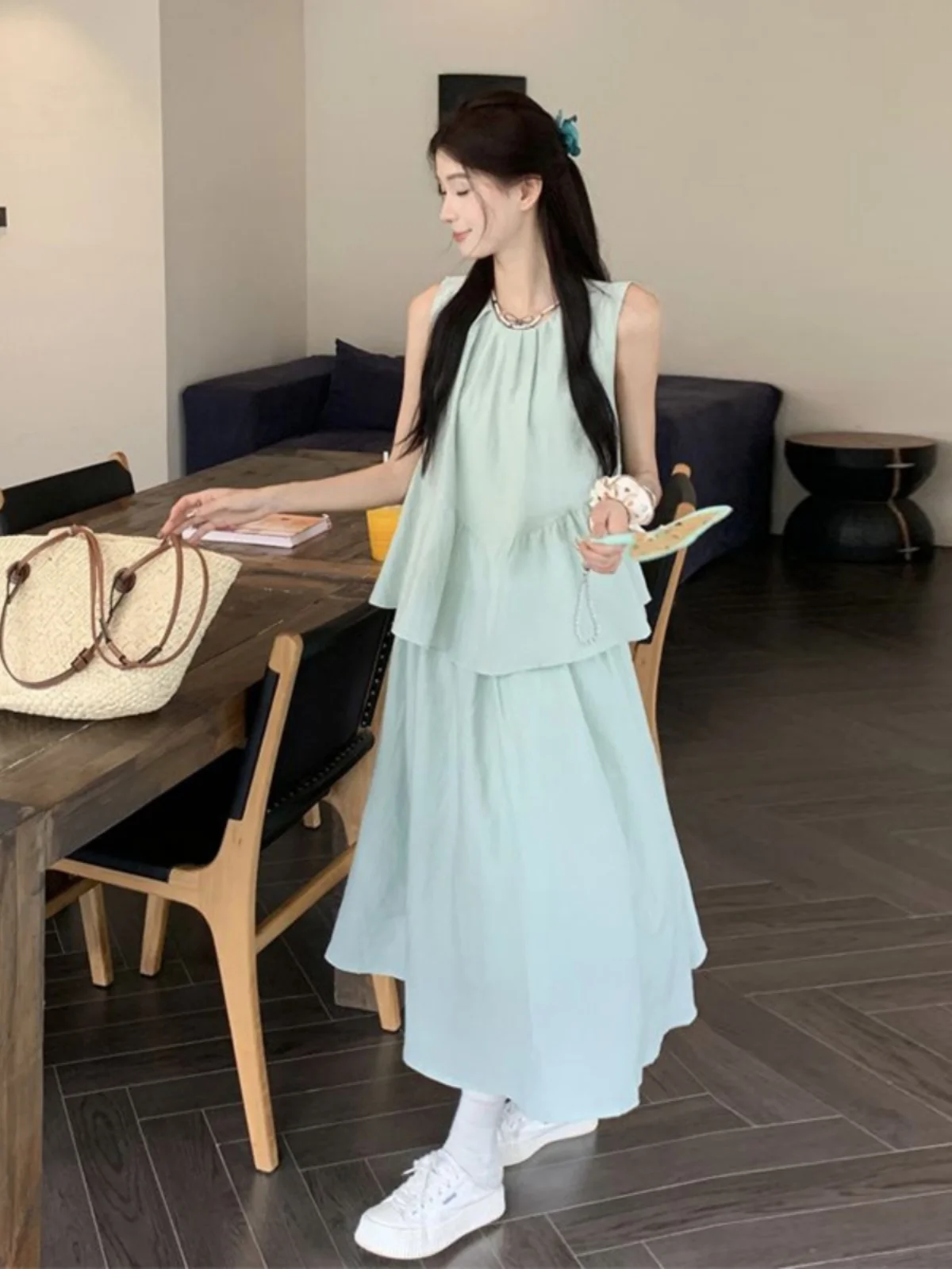 

Mint Wave Green High Waist A-Line Skirt And Sleeveless Top Fashionable Two-Piece Set for Young Women Spring 2025