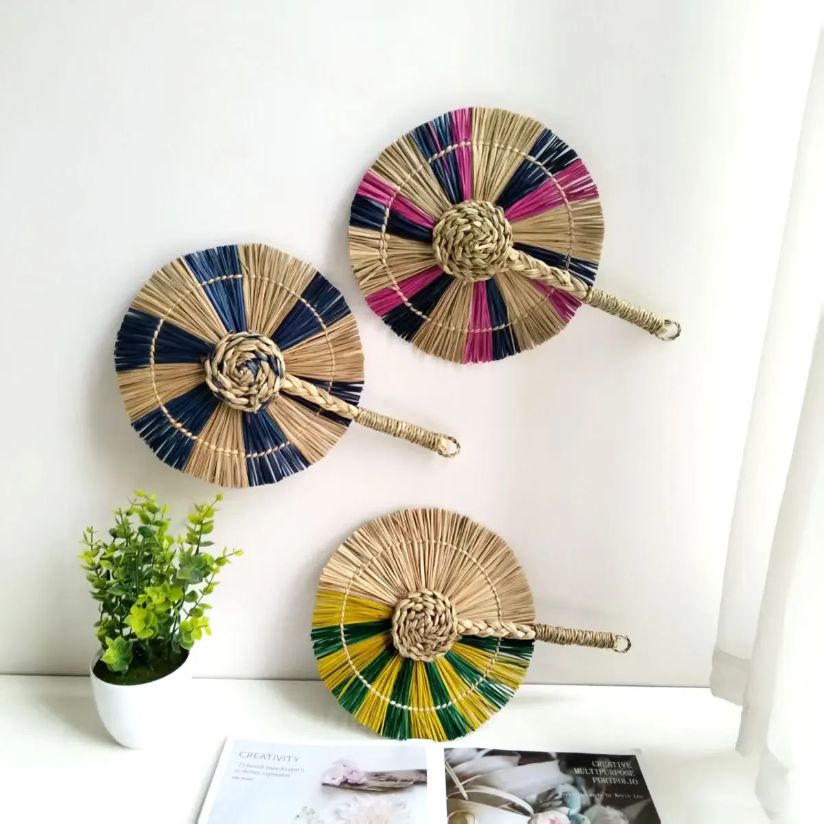 Retro-style Straw Fan Viet Nam Hand-woven Round Seaweed Fan Literary Antique Wall Decoration Fan Home Decoration Accessories