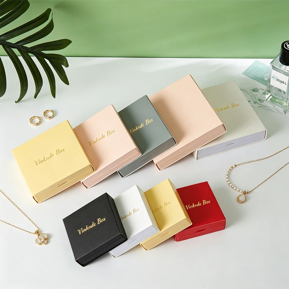 100-pieces-boite-de-rangement-et-d'emballage-carree-en-plastique-avec-cadre-flottant-en-film-pe-et-suspension-personnalisable-avec-logo-pour-bijoux-breloques-pieces-de-monnaie-medailles-et-pierres-precieuses