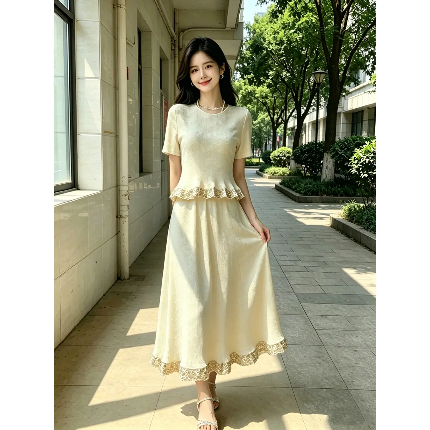 

Miyake Pleated Women's Casual Suit 2026 New Ruffled Round Neck Short-sleeved Top + Elastic Waist Half-length Skirt Two-piece Set