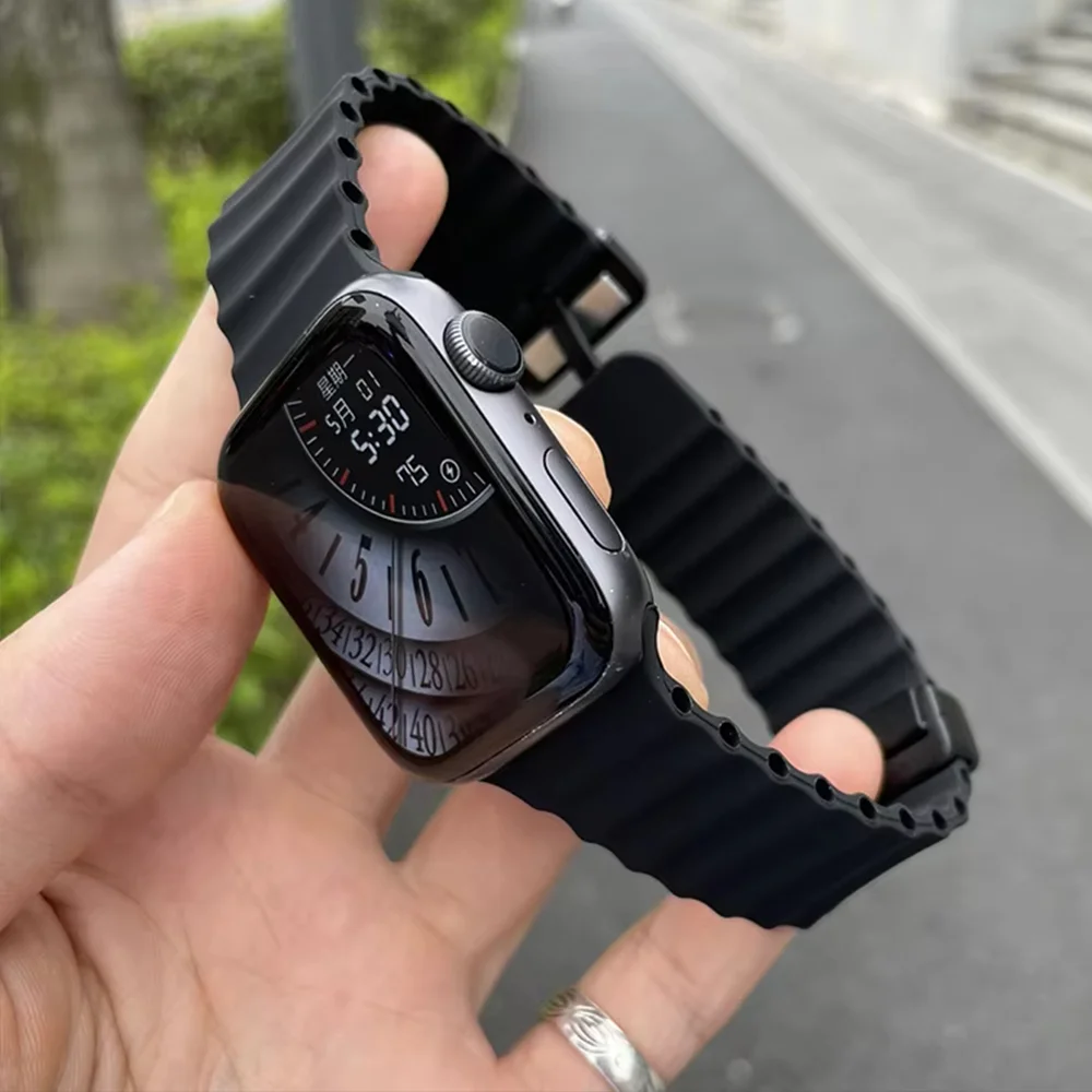 Magnetic Watch Band for Apple Watch Ultra 2 49mm 44mm 45mm 42mm 41mm Silicone Watch Strap for Iwatch series 11 7 8 9 SE 3 Correa image 3