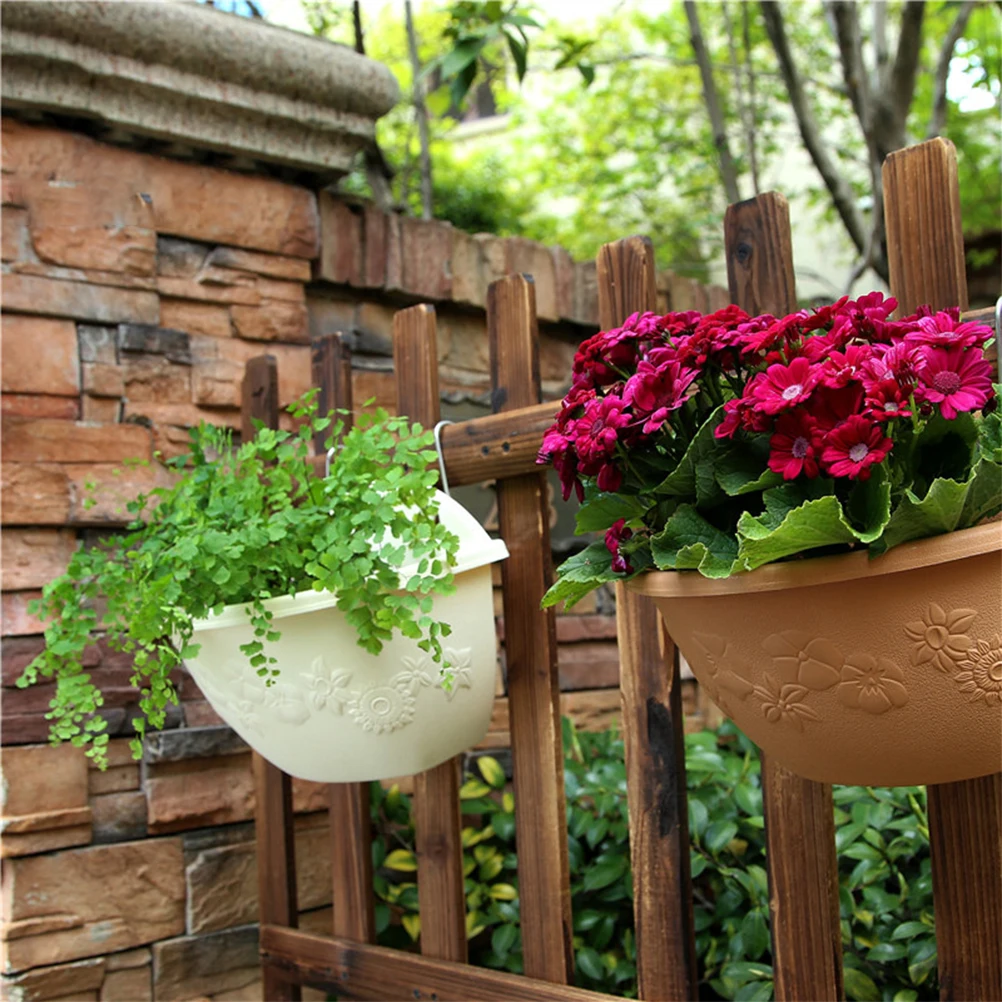 

1Pcs Wall Hanging Plant Pot Semi-Circular Plastic Container for Bedroom Living Room Bathroom Kitchen Beige Hanging Basket