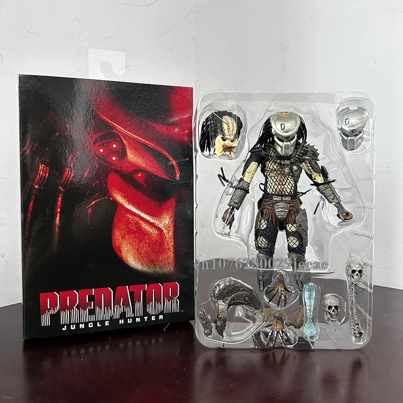 

NECA Alien Jungle Hunter Predator Action Figure Aliens vs Predator Model Doll Bookshelf Statue Joint Movable Toys Gift for Kids