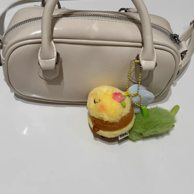 Cubchoo schattige pluche bij sleutelhanger cartoon bij ontwerp gele body groene accenten zachte pluizige textuur tas charme decor ideaal cadeau