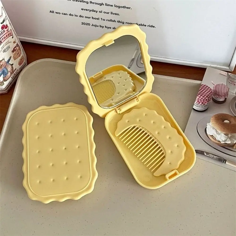 Mini Biscuit Hand-Held Mirror Portable Folding Biscuit Make-Up Mirror Cheese Biscuit Design Plastic Biscuit Pocket Mirror Travel