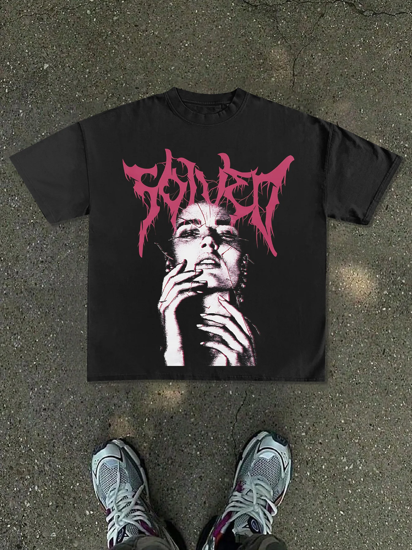 Men's T-shirt Front Printed with Pink Metal Handle, Facial Portrait Print, Dark Hardcore Style Trendy Outfit.