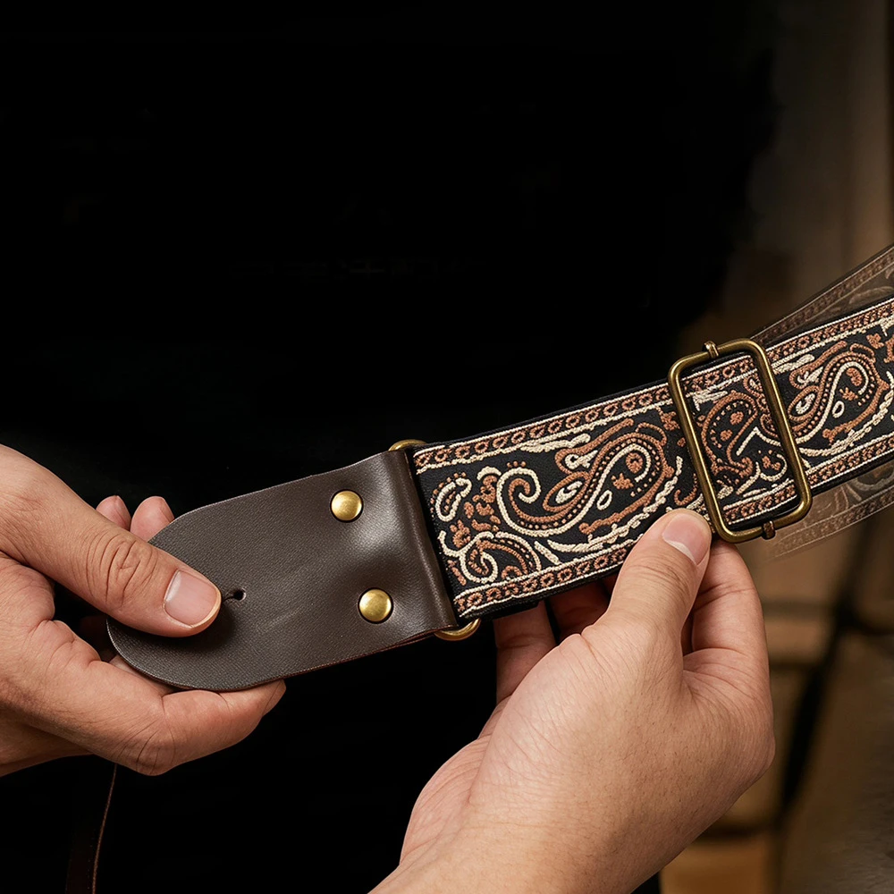 Verstellbare Gitarrengurte mit Stickerei-Druck, Verdickter Gitarrengurt für Folk-, E-Gitarren, Bässe und Ukulelen – Detail 7