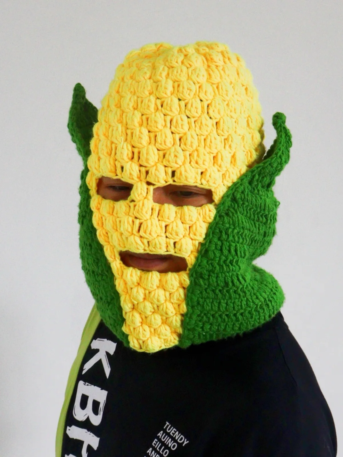 Thumbnail 2 - #67 Cheap Funny Masks Worth Buying