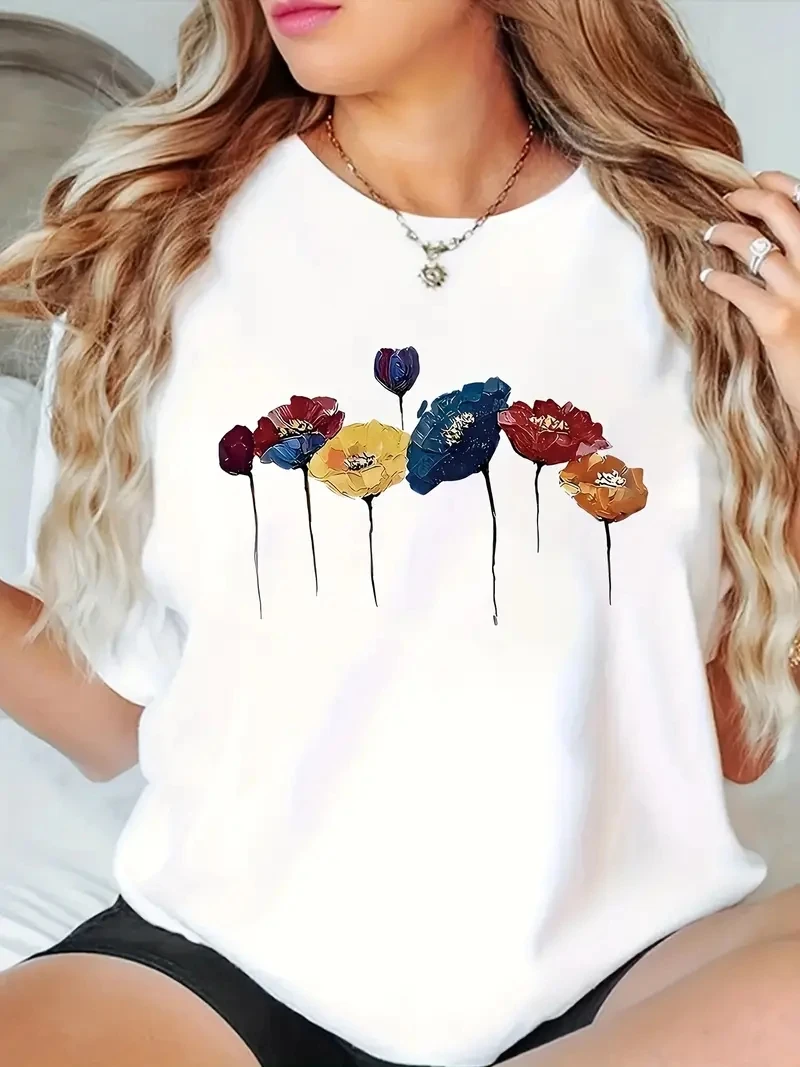 Plus Size Women's Floral Print Short Sleeve T-Shirt - Vibrant for Lotus Flower Design, Round Neck Casual Top