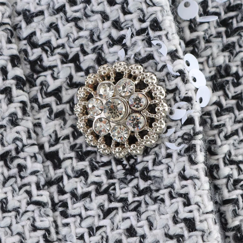 KEYANKETIAN 2025, neues ärmelloses Minikleid mit Pailletten und Tweed-Textur, Retro-Stil, Stehkragen, Damen-Pullover, A-Linien-Kleider