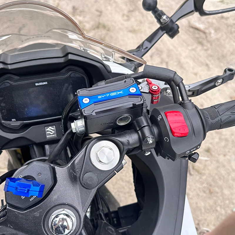 Motorcycle CNC Brake Fluid Cylinder Reservoir Cover Cap For SUZUKI SV-7GX SV-7 GX SV7-GX sv-7gx 2025-2026+ Accessories