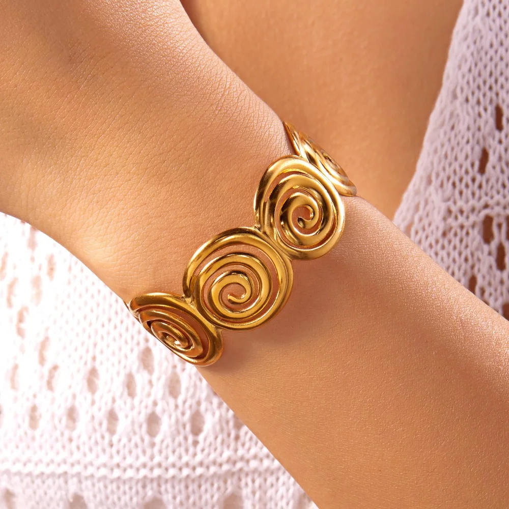 Retro Personality Gold Color Textured Stainless Steel Swirl Pattern Wide Open Bangles for Women Beach Vacation Jewelry Gifts
