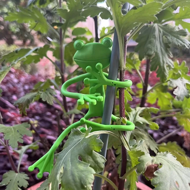 

2pcs Frog Plant Holder Multi-Purpose Frog Flower Pot Decoration Cute Frog Embrace Plant Climbing Fixed Clips Garden Accessories