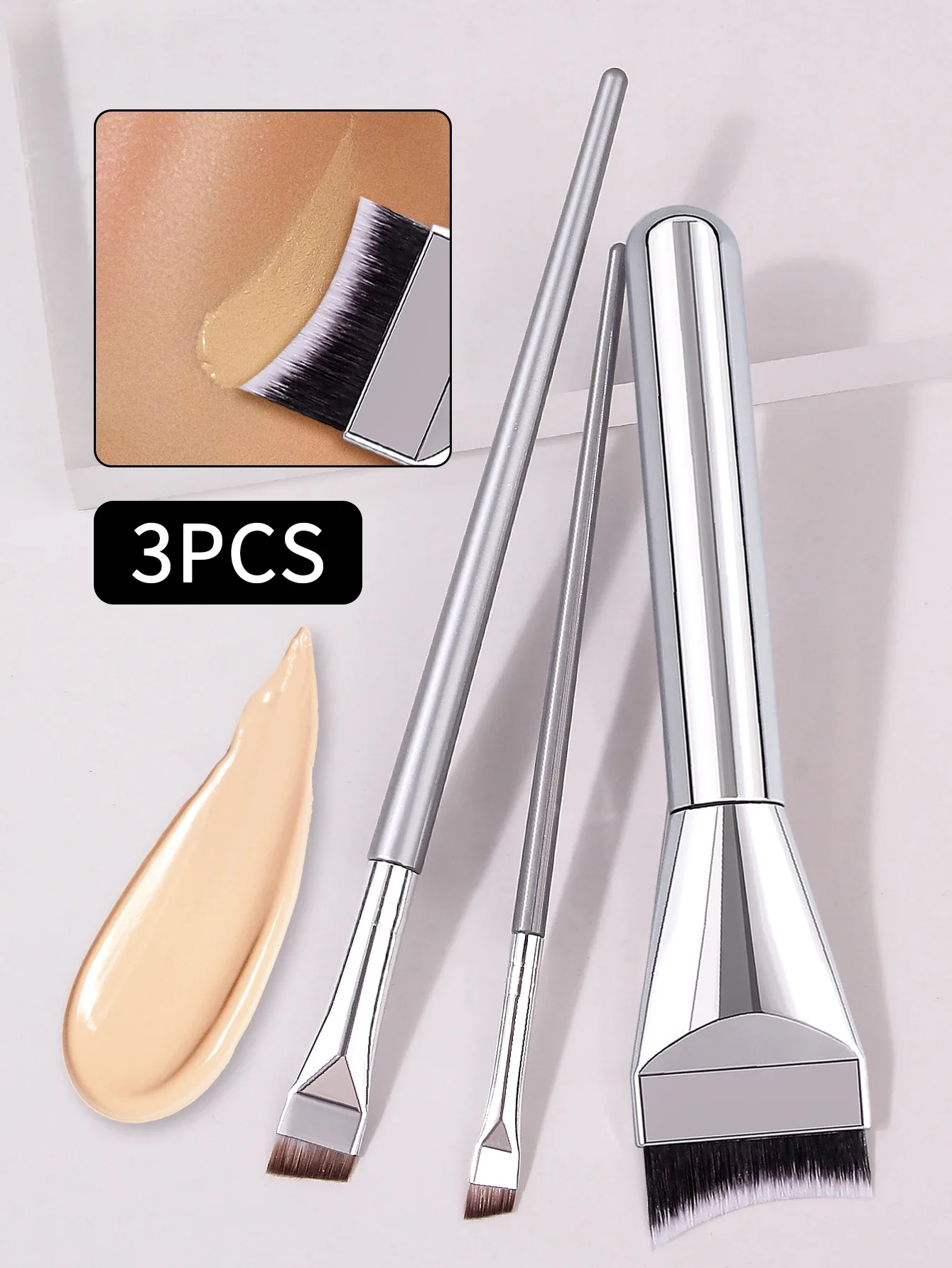 Pędzel do podkładu w kształcie łuku, ultracienki, z płaską główką, pędzel do podkładu w płynie i maski z dwoma pędzelkami do eyelinera z ostrzem pod kątem.