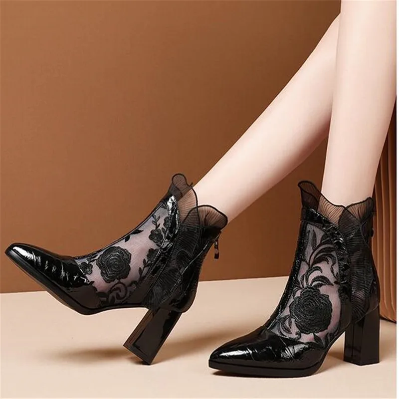 New Fashion Personality Pointed Toe Sandals Women Summer 2023 New Mid Heel Square Heel Zipper Printed Casual Ladies High Heels