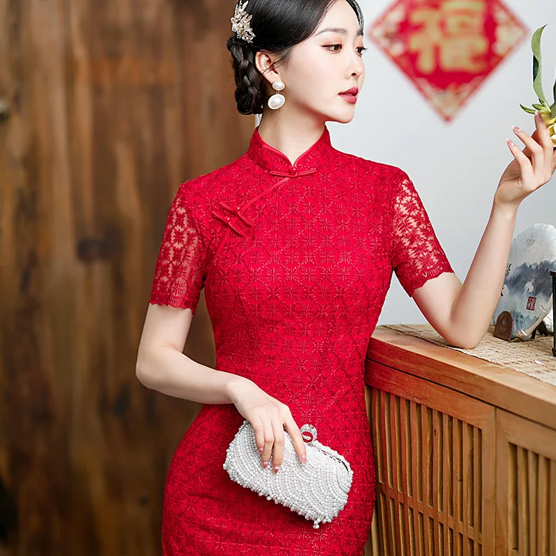 2022 Red Mesh Lace Elegant Fashion Cheongsam Mid-length Stand Collar Wedding Toast Chinese Traditional Qipao Dress for Women