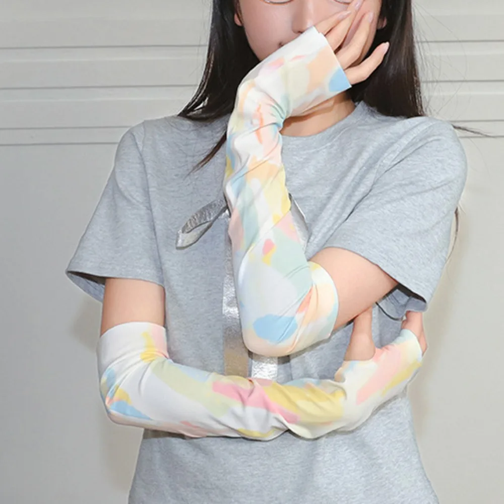 Mangas de seda de hielo coloridas para niña, mangas de protección solar holgadas Anti-UV, manga de brazo de ciclismo sin costuras a la moda para verano