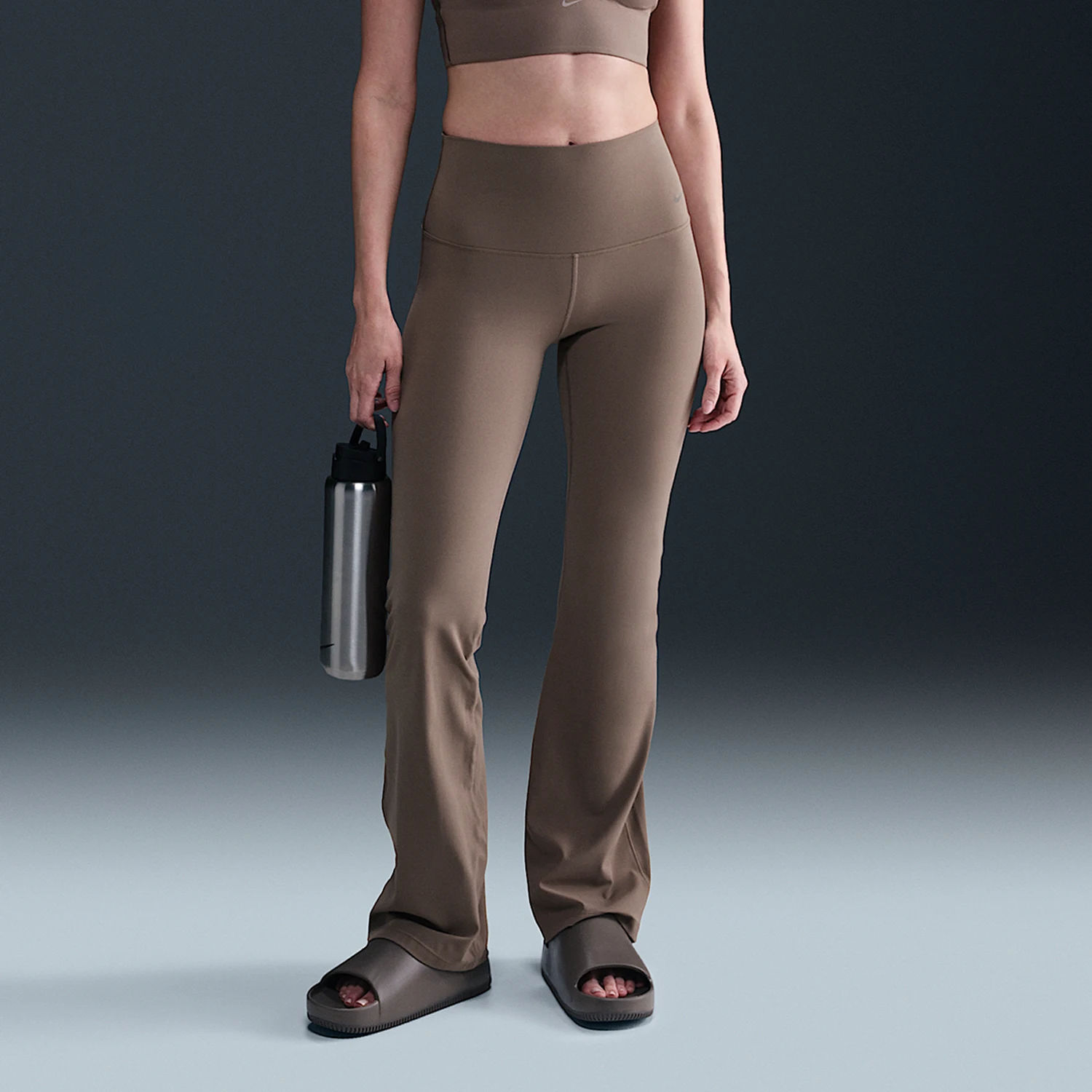 

Оригинальные новые женские узкие брюки-клеш Nike с высокой талией, оригинальные 2025, FV7922-233