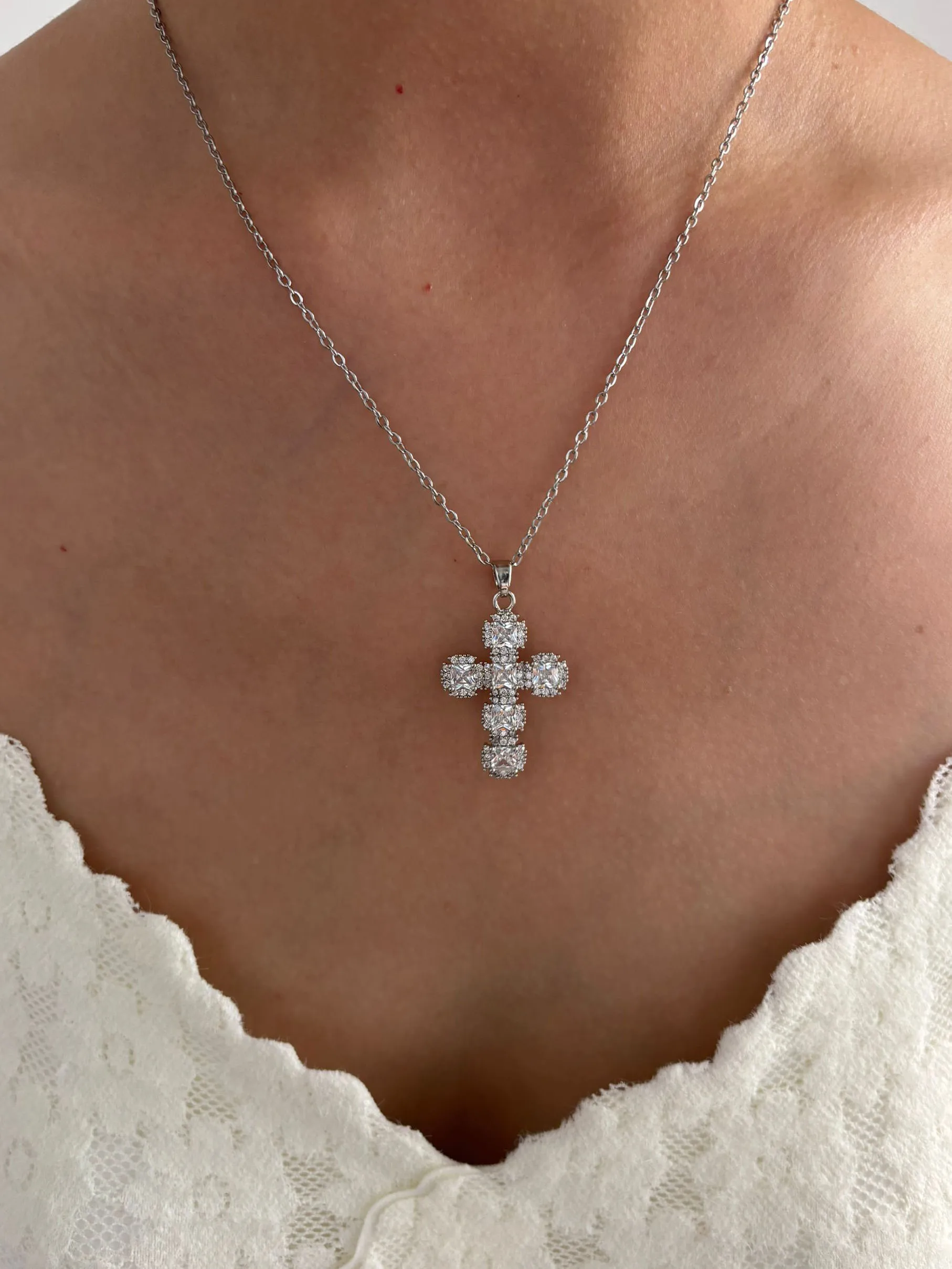Peri\'sbox Fashion Shiny Cubic Zirconia Metal Copper Cross Pendant Necklace for Women Stainless Steel Chain High Quality Jewelry