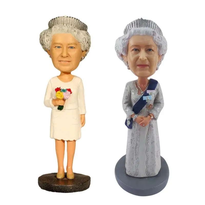 Queen Elizabeth II Ornament 2022 70th Anniversary Desktop Office Decorations Her Majesty Queen Elizabeth II Resin Statue