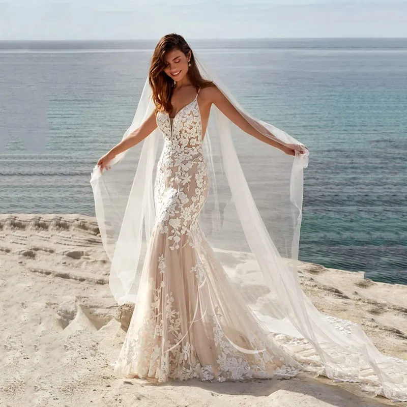 

Beach Wedding Dress Lace Appliques Spaghetti Straps Sleeveless Boho Bride Dress Sexy V-Neck Backless Sweep Train Gown Customized