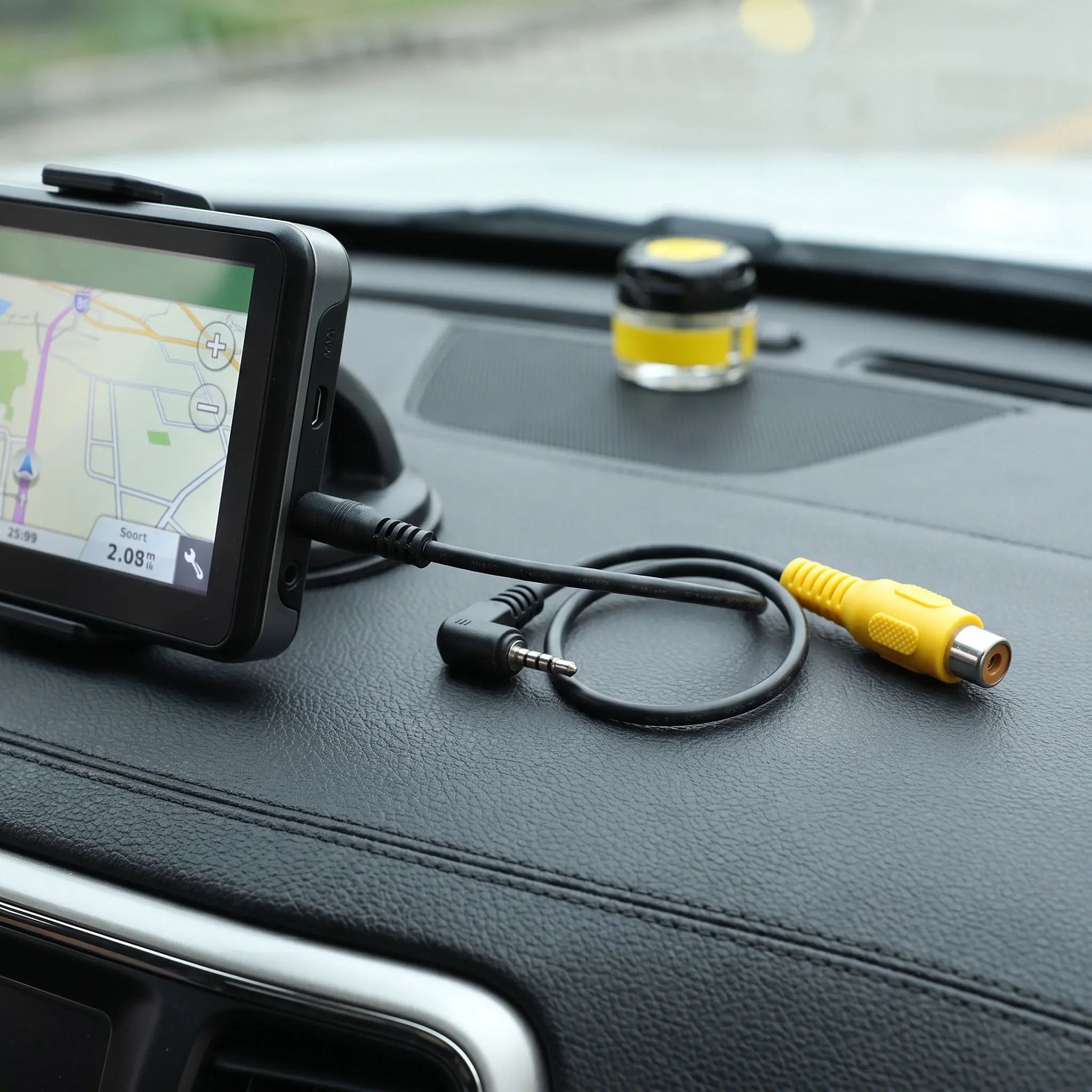 2.5mm to Rca Cable Converter for 7Inch 9Inch Car Dvr GPS Tablet Av-in Rca Extension Cable Adapter Automotive Reverse Camera