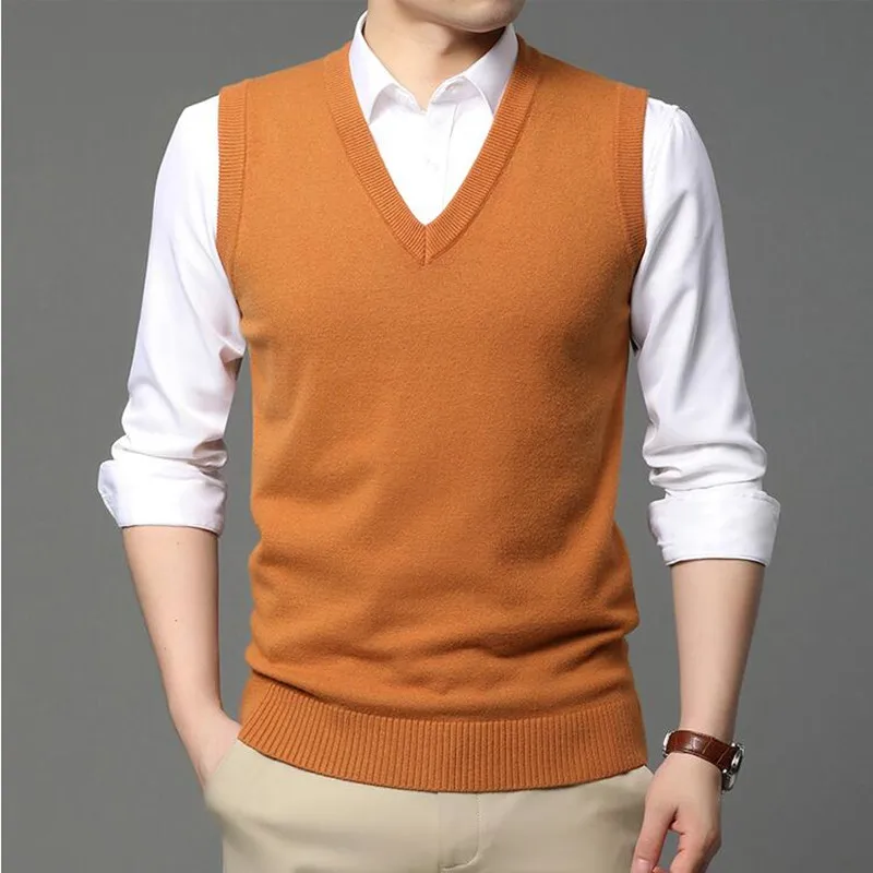 Рисунок 4 - Мужской Однотонный свитер без рукавов