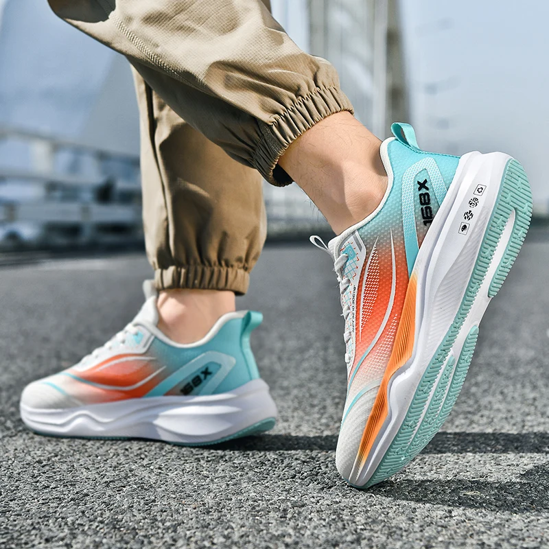 Men's casual sports shoes comfortable breathable non-slip wear-resistant board shoes cloth shoes