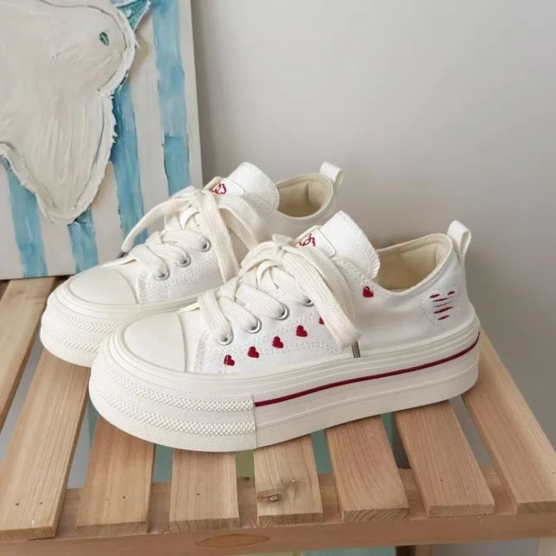 Women Canvas Platform Sneakers Heart Cloud Embroidery Non Slip Sole Cream White Casual Daily Skate Shoes